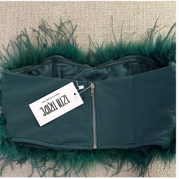 12th Tribe CHANEL EMERALD FAUX FEATHER TOP, Sz Small NWT - Picture 10 of 12